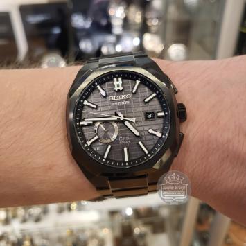 seiko astron SSJ015J1 world time